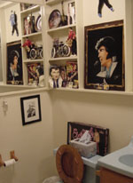 Elvis bathroom