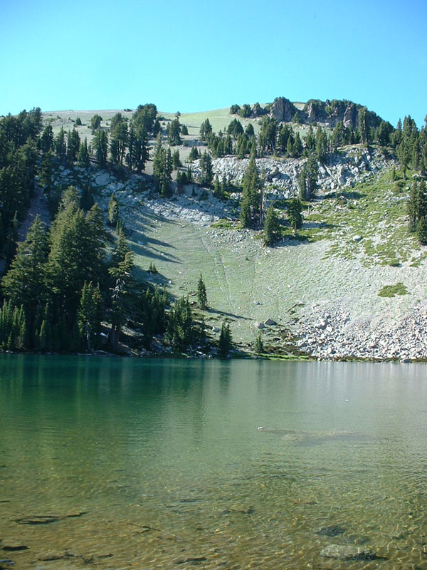 51emeraldlake_lassenvolc