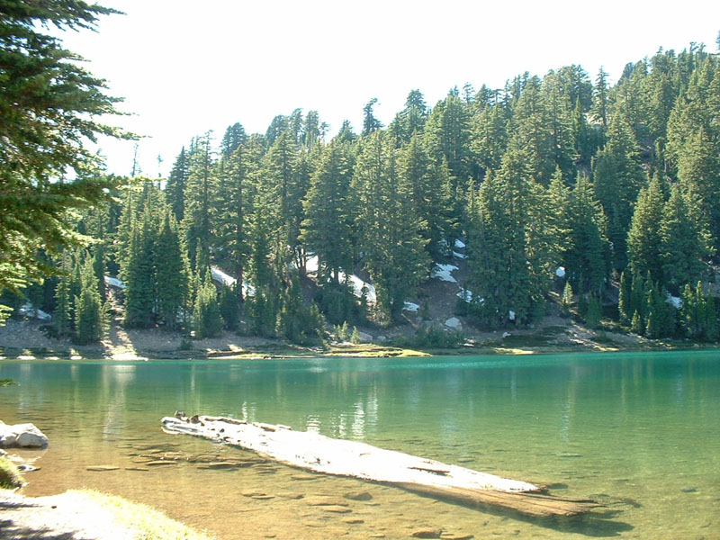 52emeraldlake_lassenvolc